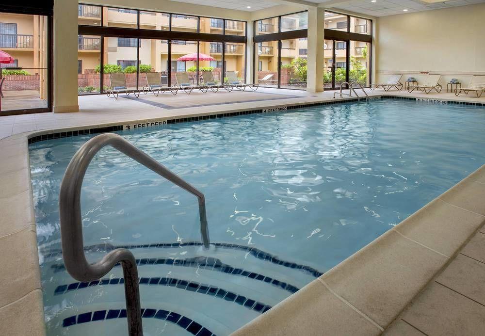 Courtyard By Marriott Westchester County