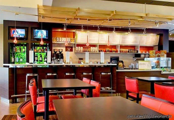 Courtyard By Marriott Westchester County 3*