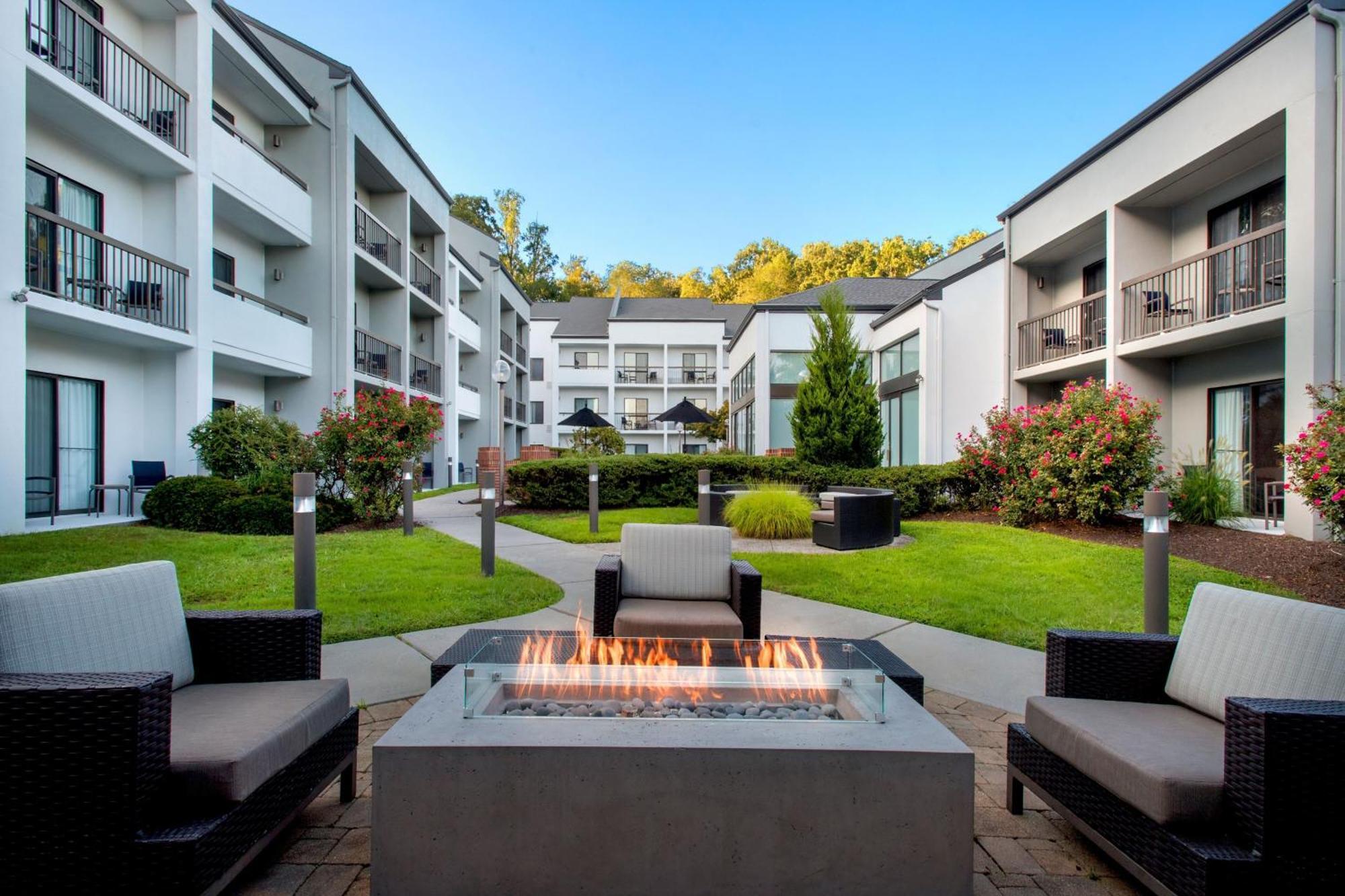 Courtyard By Marriott Westchester County Tarrytown